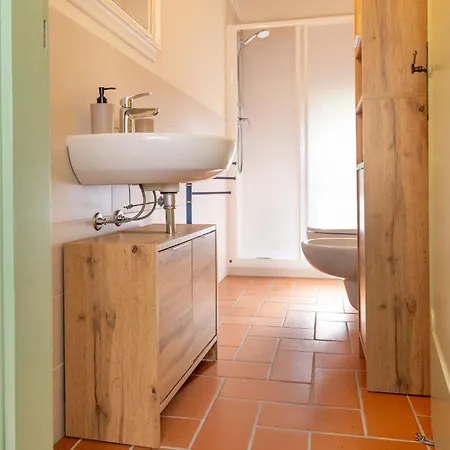 Girasole By Interhome Montescudaio